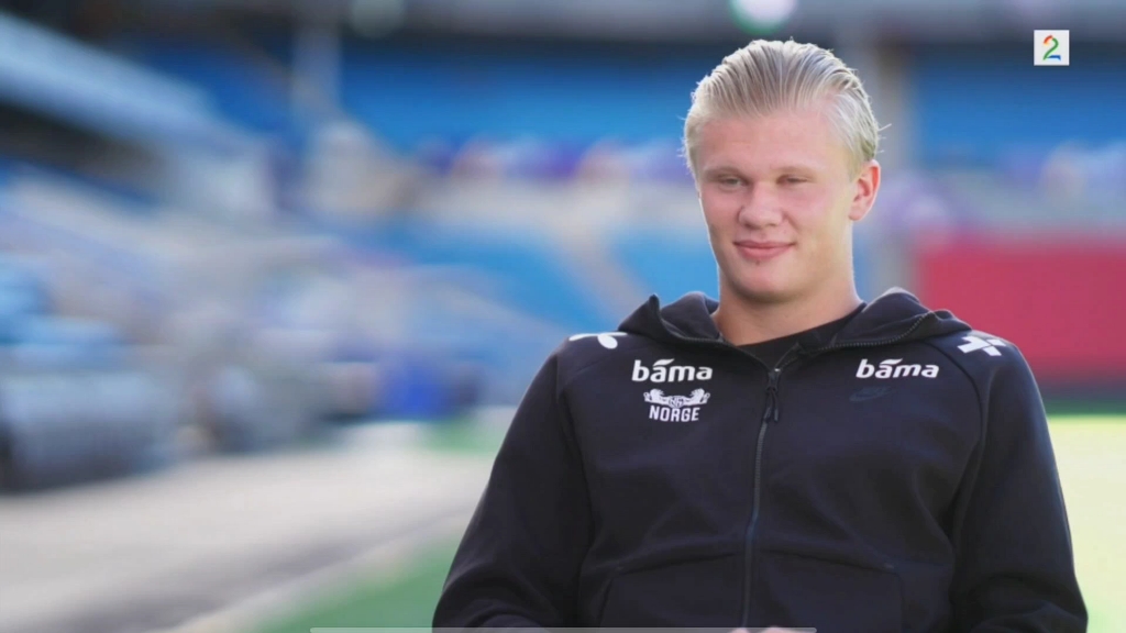 拜仁连续18场联赛每场都至少进两球，距德甲纪录只差两场