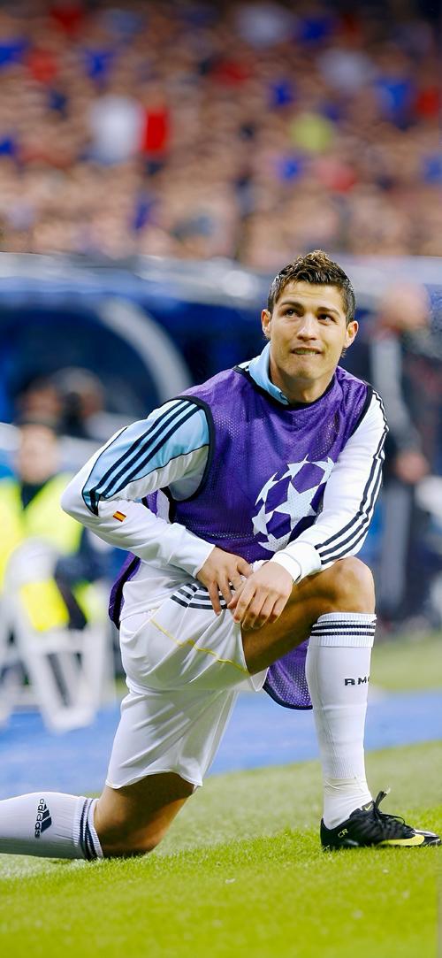 图片报：多特有意瑞典16岁中锋菲林，后者目前瑞典超9场进2球