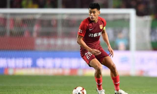 1分08秒，路易斯打进申花自2020年11月以来中超最快进球（开场68秒！路易斯为申花打入自2020年11月以来队内中超最快一球）