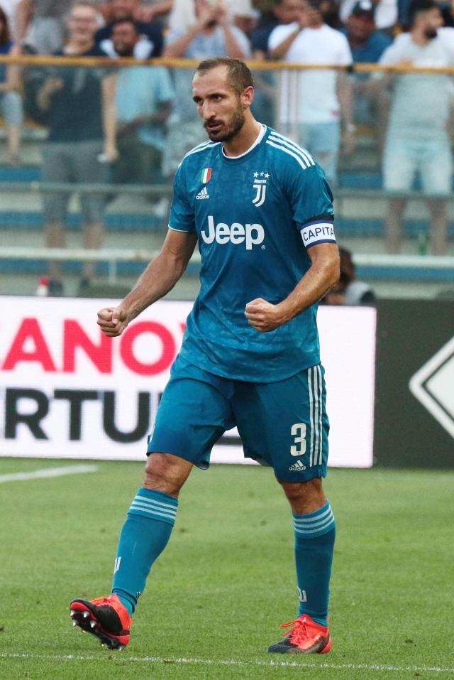 日职乙半场：新井一耀、山本隼大破门，长崎成功丸1-1水户蜀葵