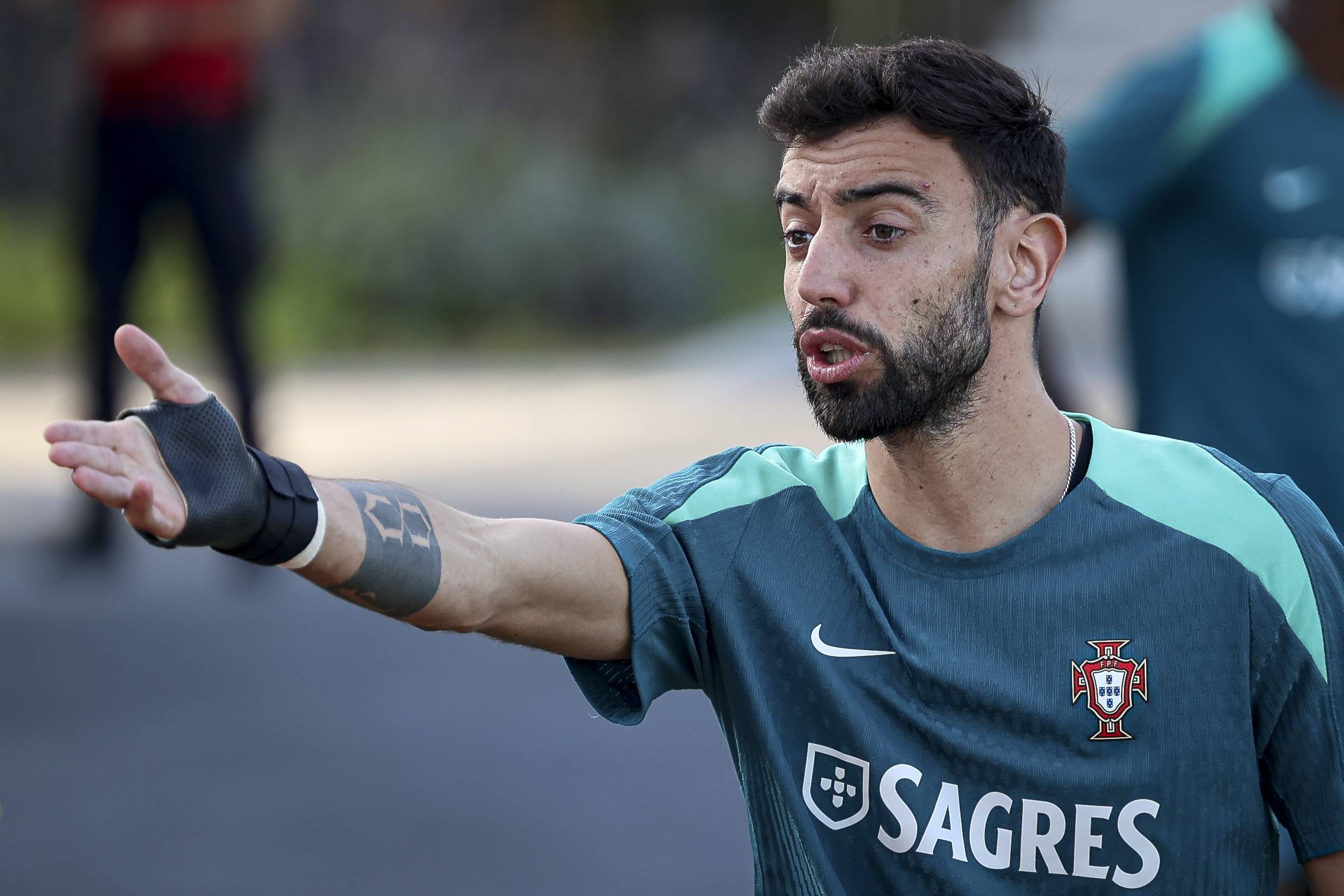 7战4胜2平1负，埃迪-豪上任后纽卡在联赛中只输给曼联1次（埃迪-豪接任后纽卡联赛7战4胜2平，仅一次负于曼联）